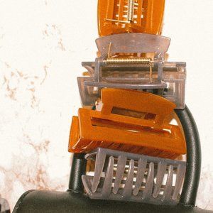 Claw Clip Set of FOUR - Large, SUPER STRONG SPRING that holds your hair! Beyouty